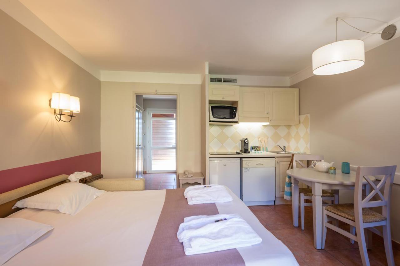Residence Pierre & Vacances Les Rives De Cannes Mandelieu ภายนอก รูปภาพ