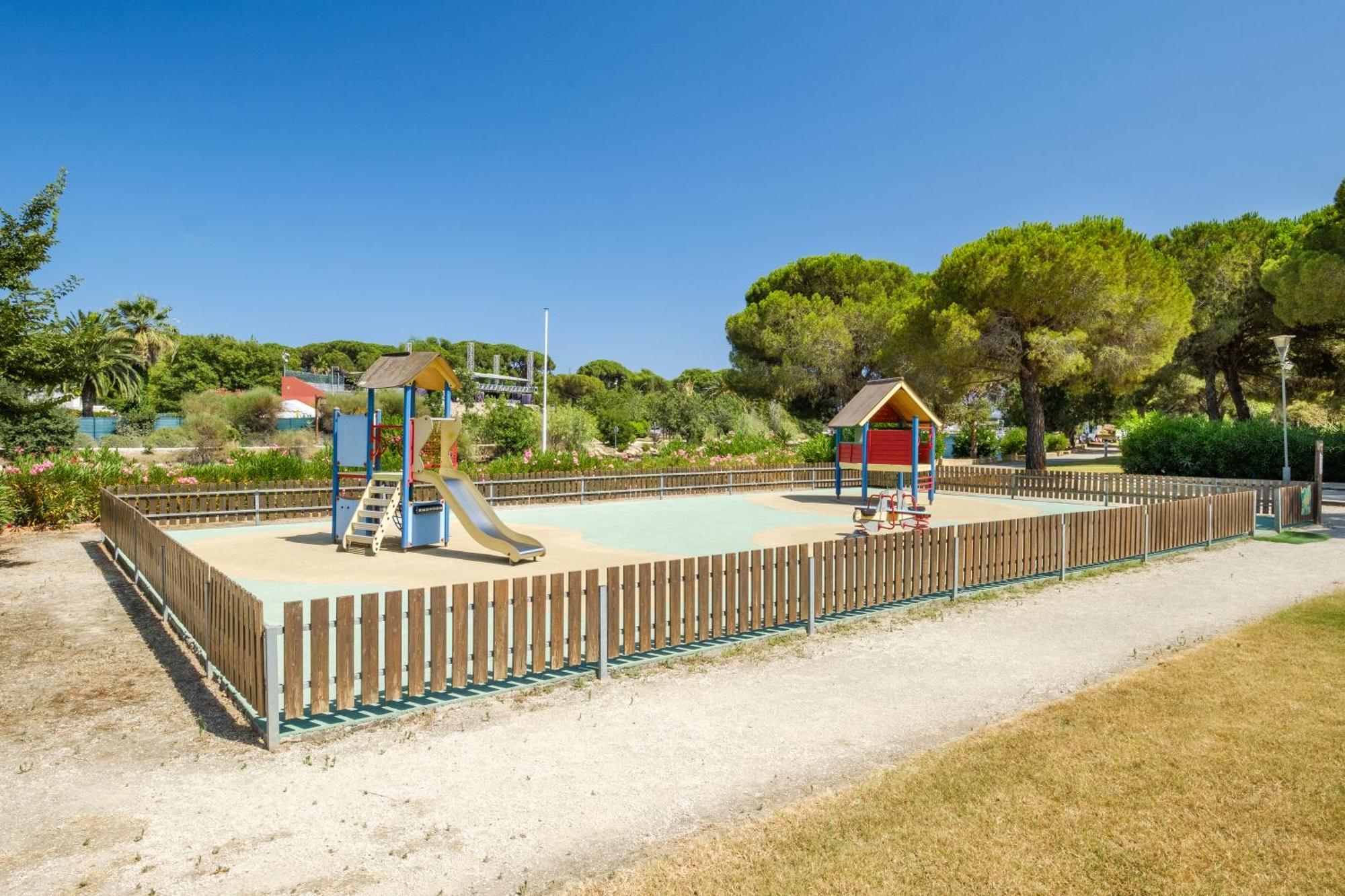 Residence Pierre & Vacances Les Rives De Cannes Mandelieu ภายนอก รูปภาพ