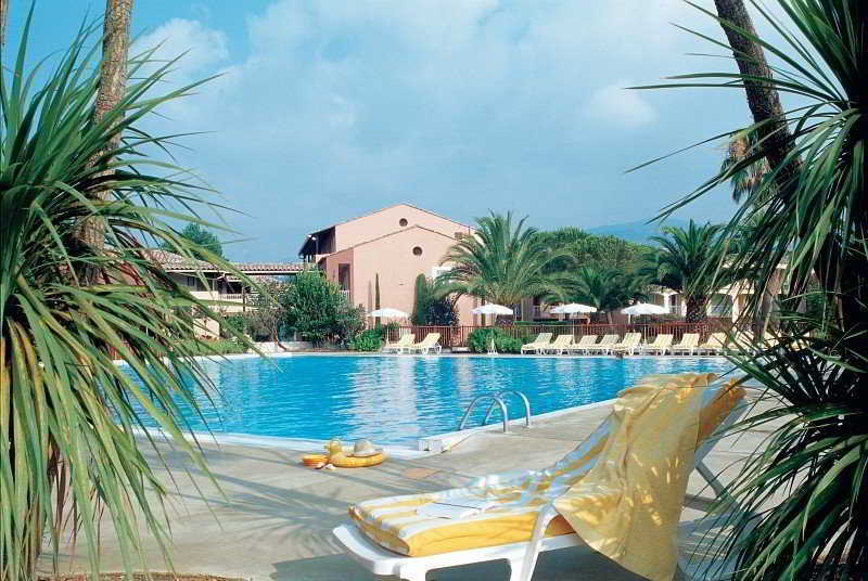 Residence Pierre & Vacances Les Rives De Cannes Mandelieu ภายนอก รูปภาพ